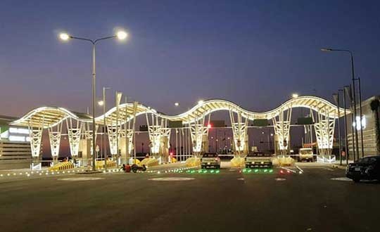 Application of Intelligent Synchronous Flash Solar Road Studs on Highways