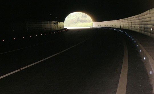 Wired Road stud in tunnel