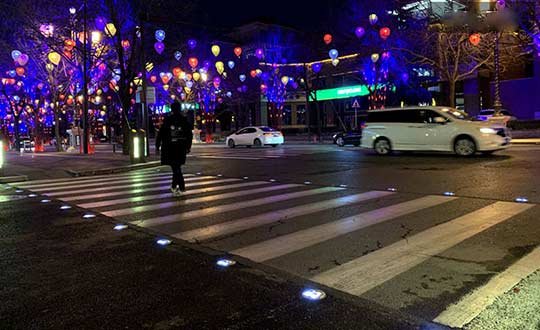 Pedestrian crossing solar smart road stud