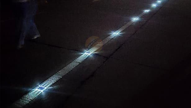 Solar road studs for nighttime illumination